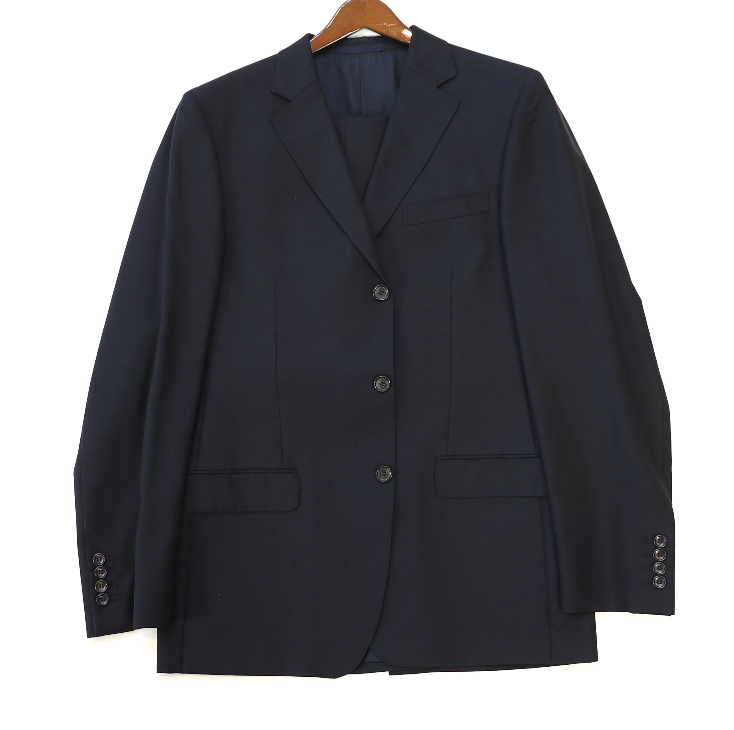 A Yves Saint Laurent, a Gucci and a Boss men's suits and Ralph Lauren and Emporio Armani jacket